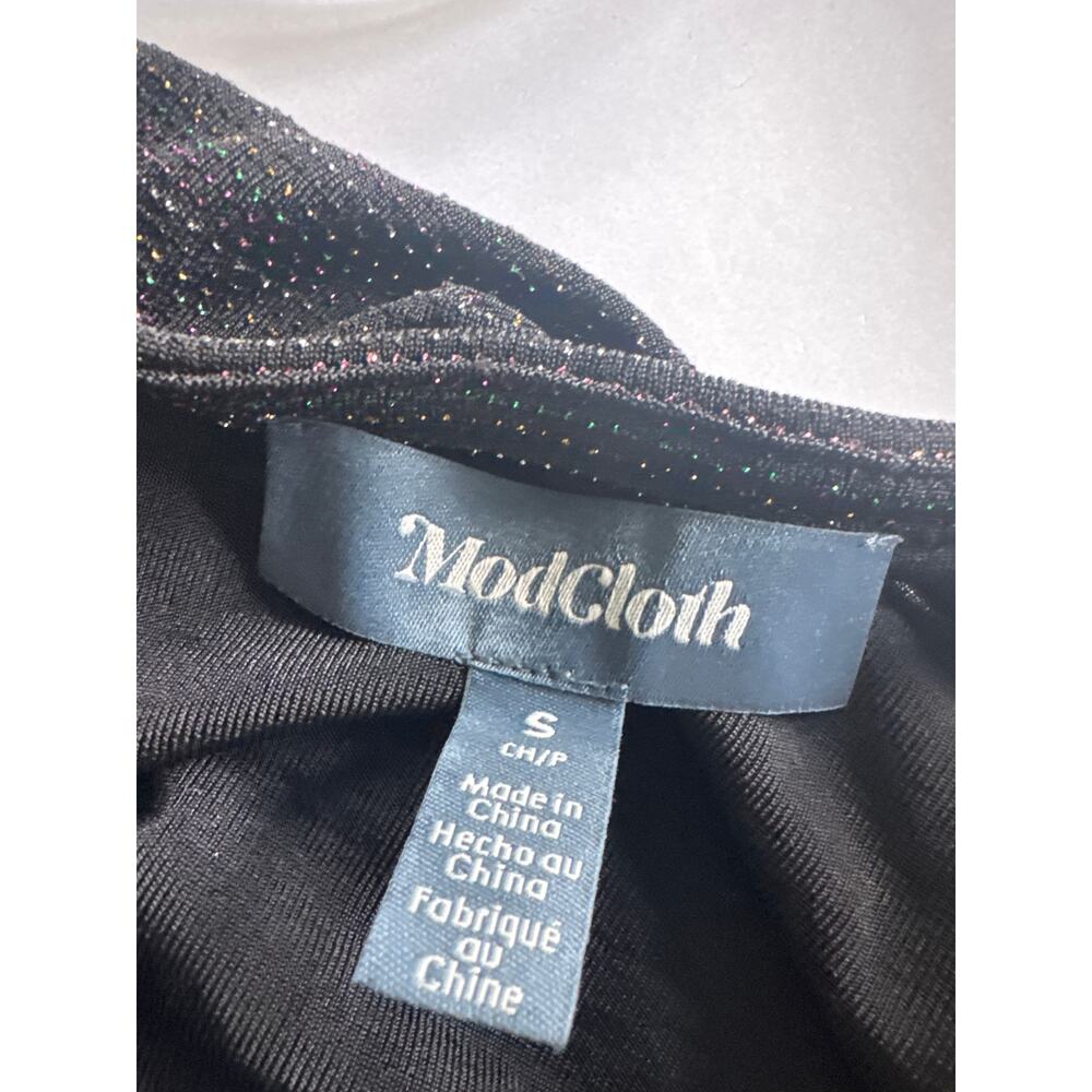 ModCloth Layered in Luminosity Black Metallic V Neck Peplum Stretch Top Sz S NWT - Picture 5 of 6